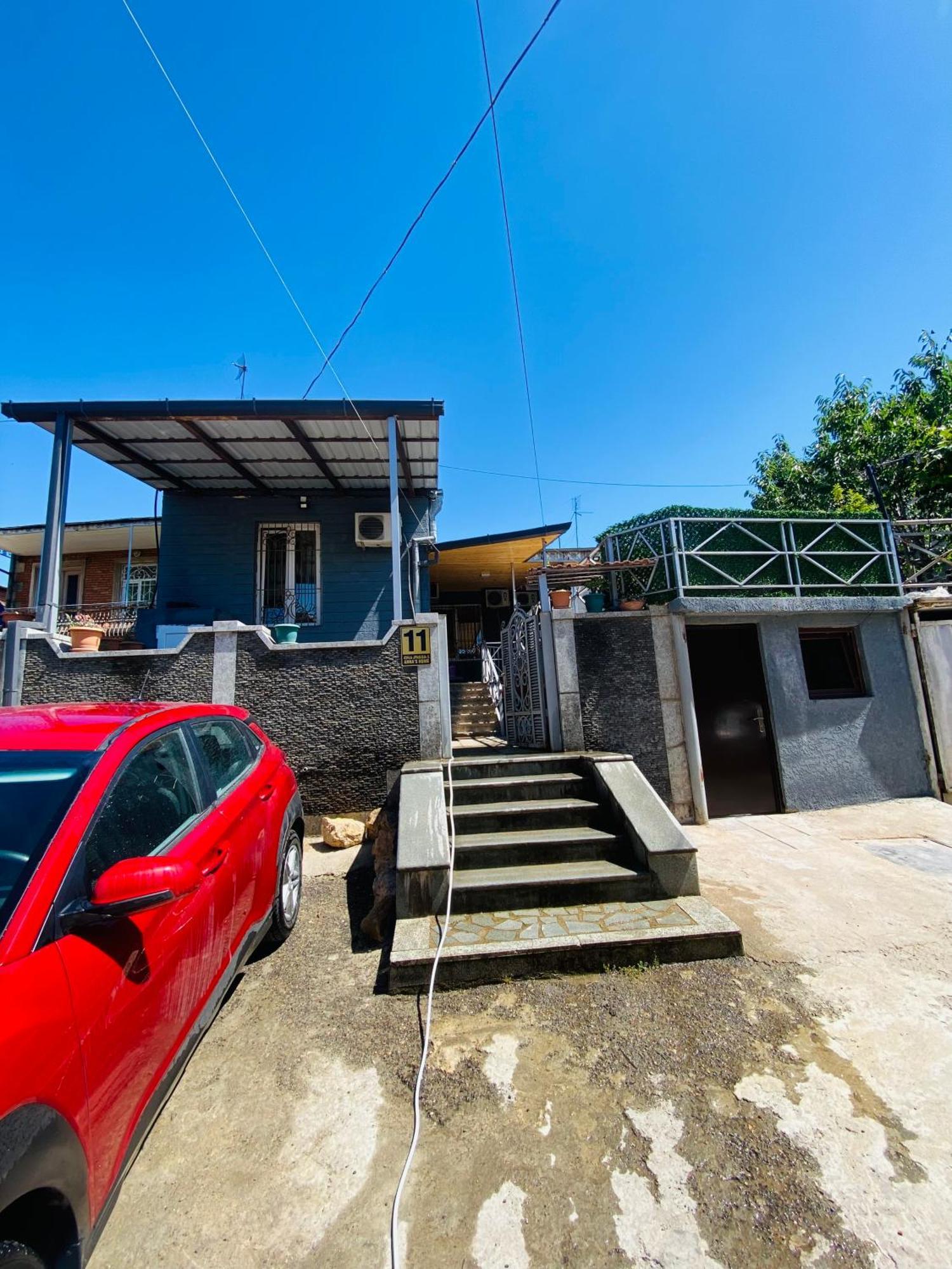 Anna'S Home Kutaisi Exterior photo
